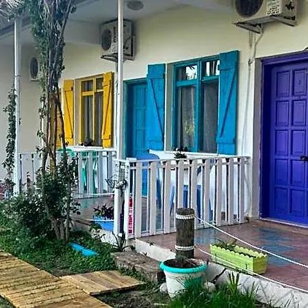 Gaya Hotel